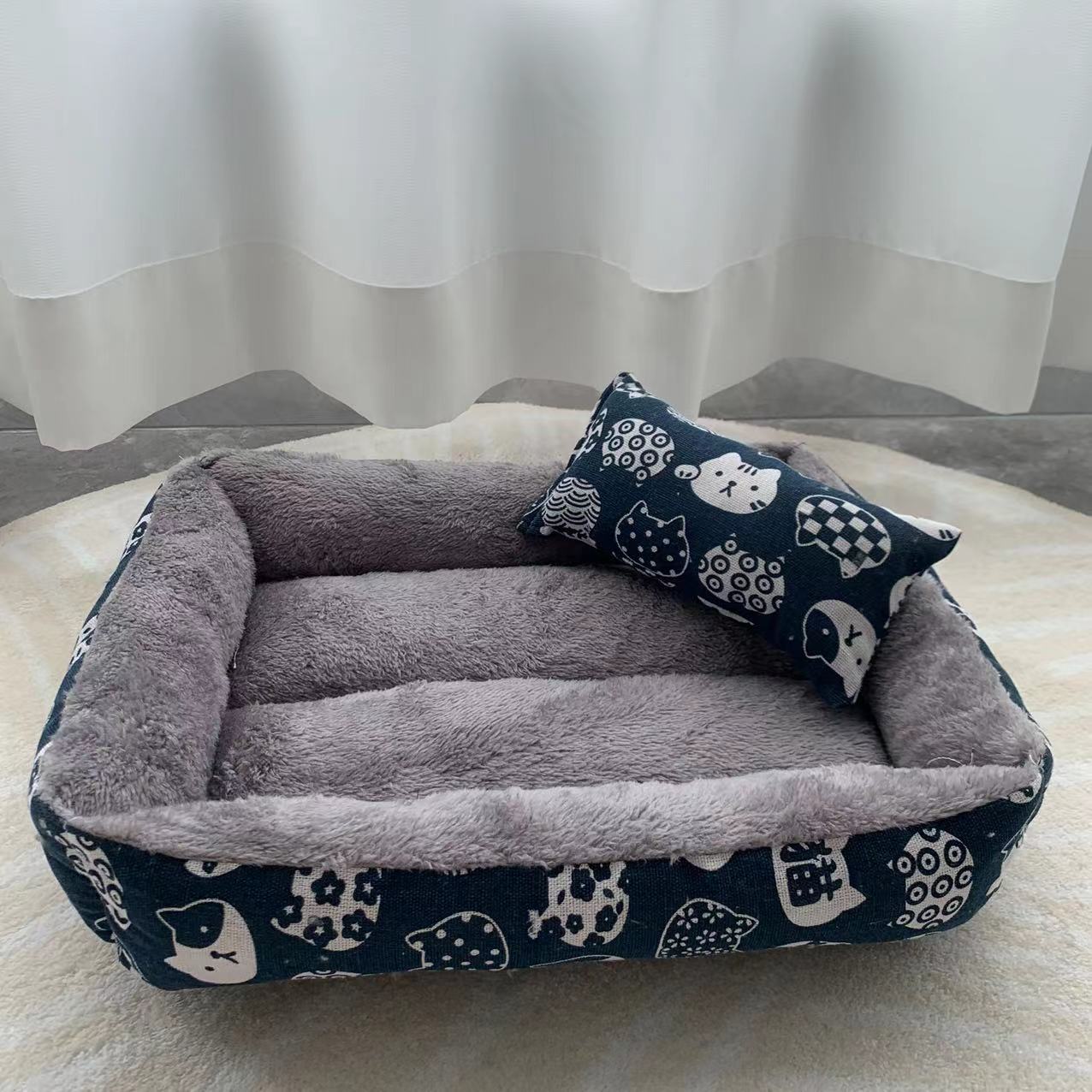 Moisture-Proof Linen Bed for Happy Pets 1
